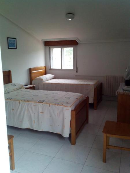 Hostal Sequeiros San Ciprian de Vinas Room photo